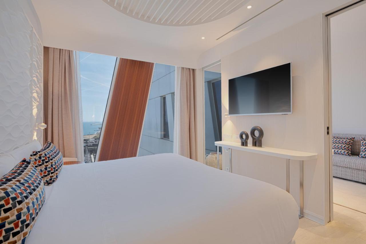 Marina Hotel